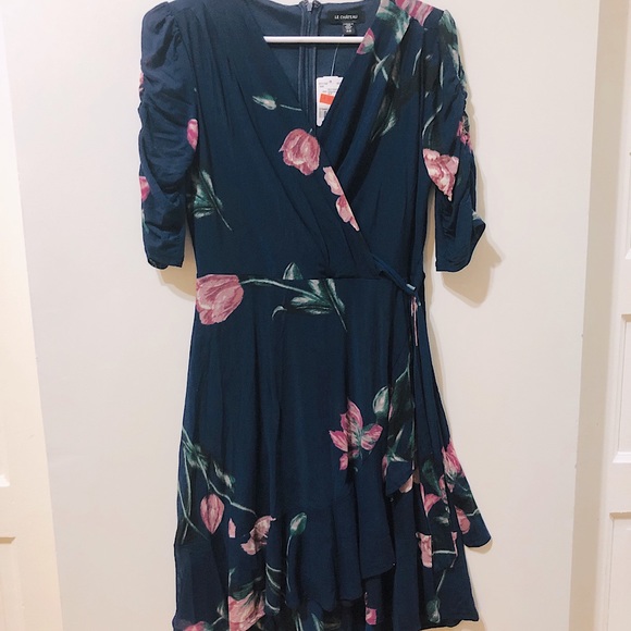 Le château floral dress, new with tag - Picture 2 of 8